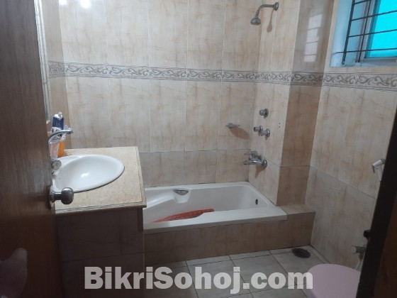 Used Luxury Apartment For Sale at Gulshan-1